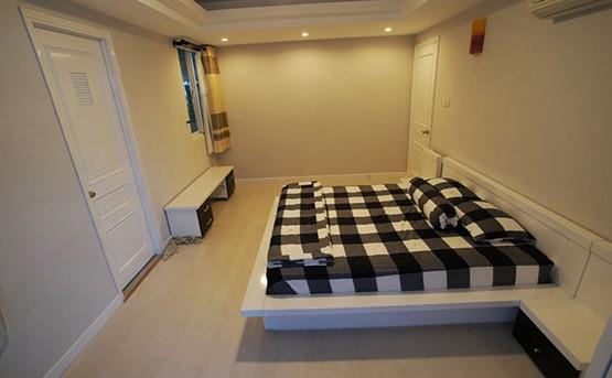 Serviced Apartment For Rent In District 1 HCMC D199101 (5)